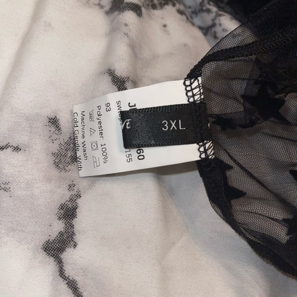 Star Mesh Top - Picture 3 of 4